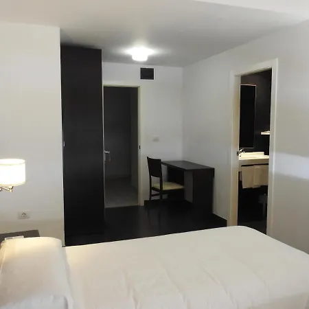 Meson De Paco بيت ضيافة Cariñena