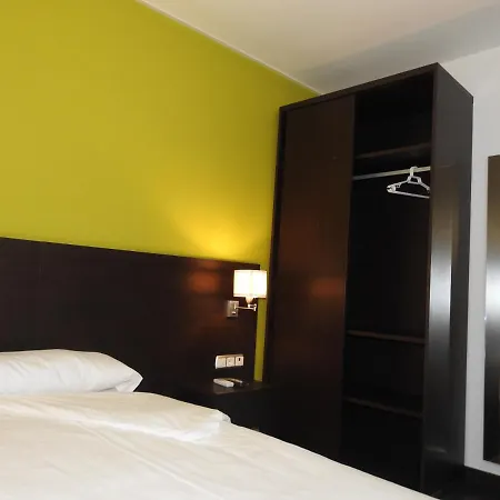 Meson De Paco 3* Cariñena